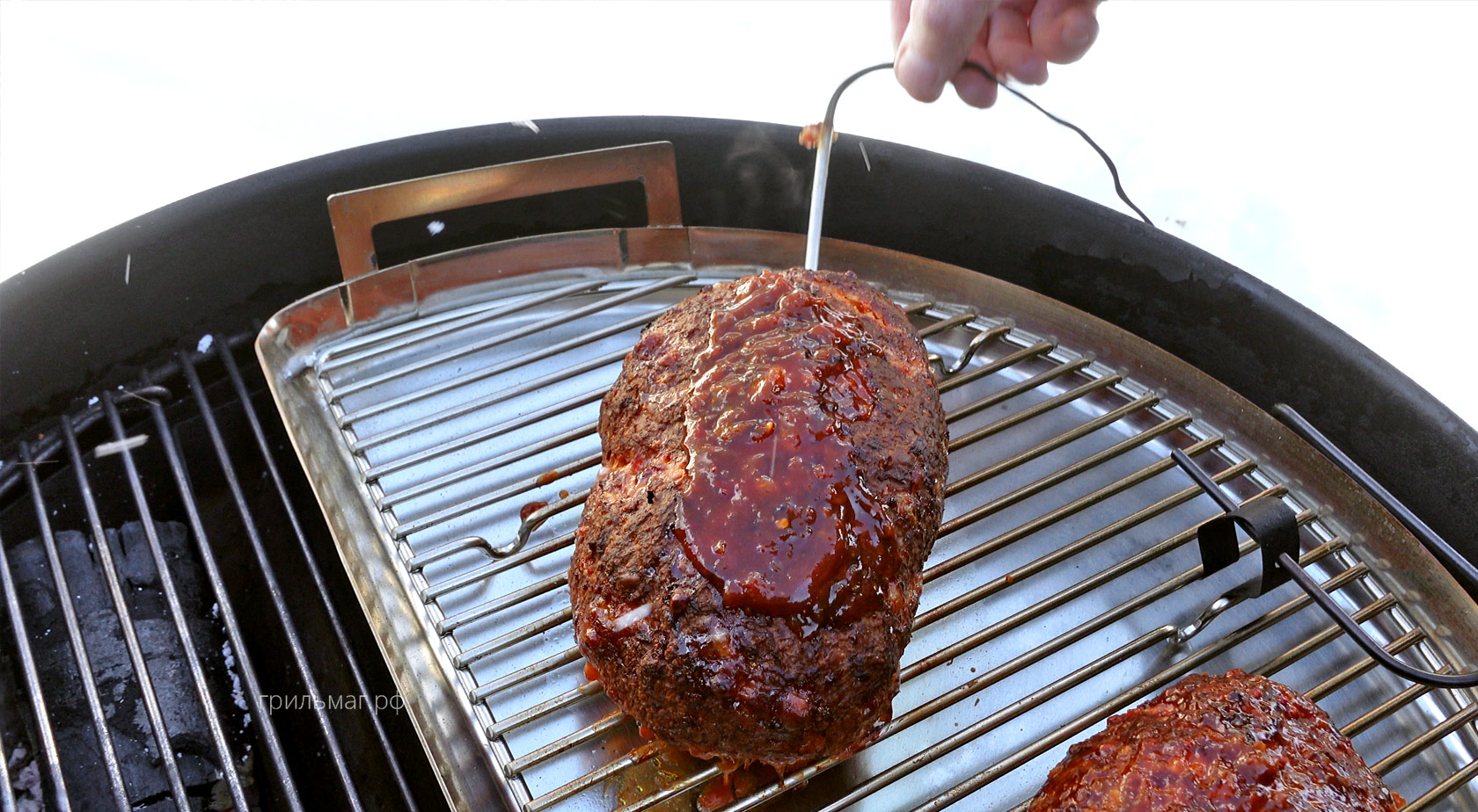 Термометры для гриля: профилактика неисправностей щупов вытаскиваем щуп из мясного хлеба