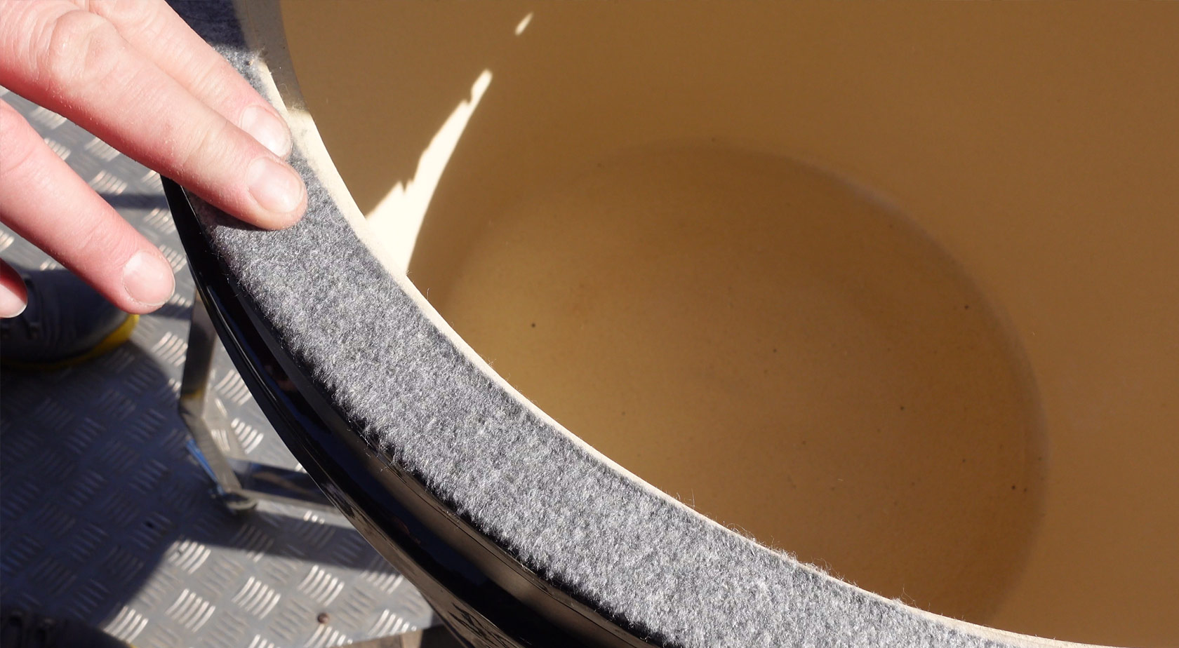 прослойка уплотнитель на снс камадо