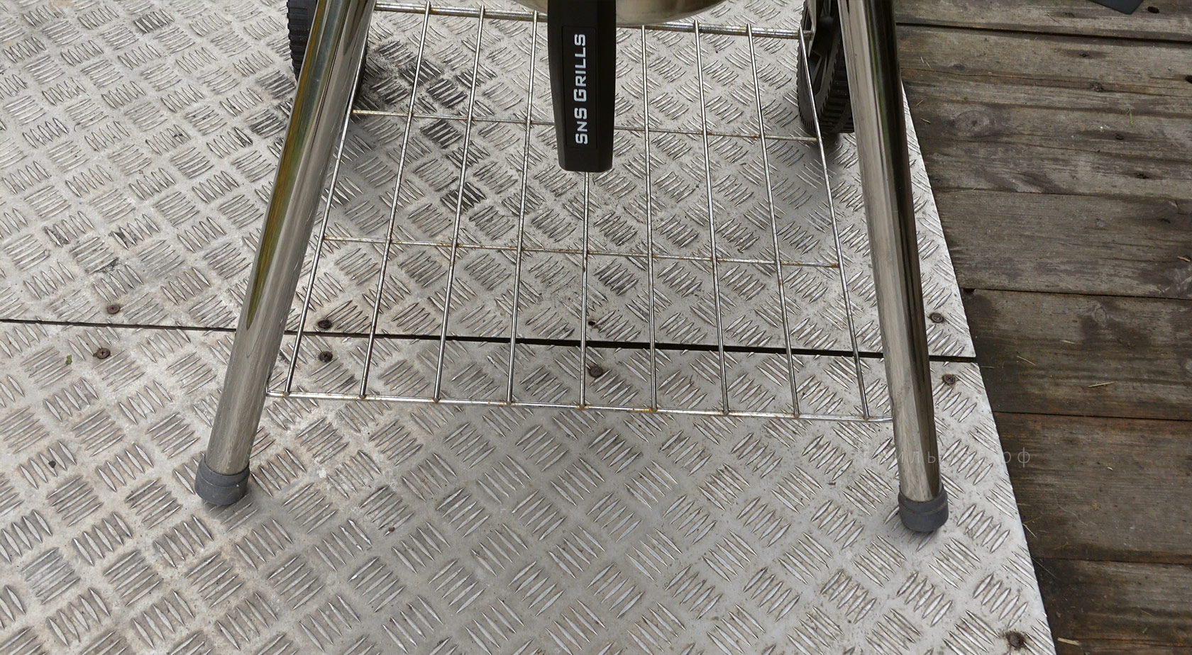 Обзор угольного гриля SnS Kettle